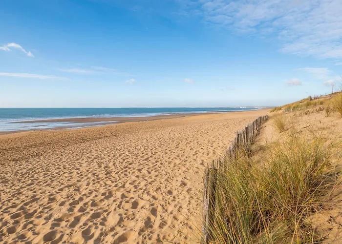 Duplex 3 Pieces Avec Terrasse Et Parking, Proche - Fr-1-194-307 * La Tranche-sur-Mer