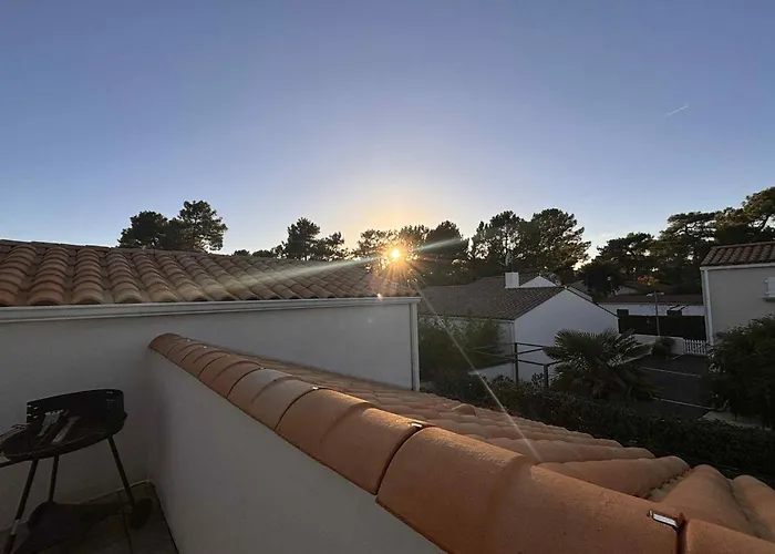 Duplex 3 Pieces Avec Terrasse Et Parking, Proche - Fr-1-194-307 Apartman La Tranche-sur-Mer